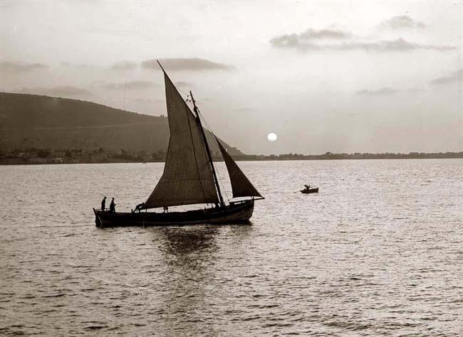 Sea_of_Galilee_Boat_1898